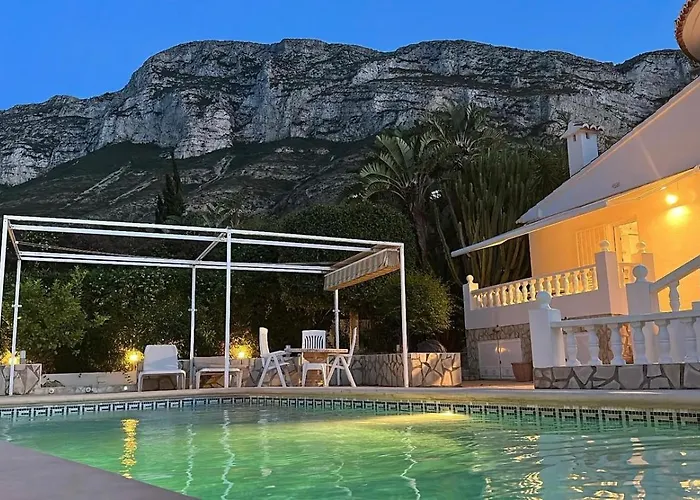 Vila Unique Piscine Vue Et Montgo Impasse Privee *